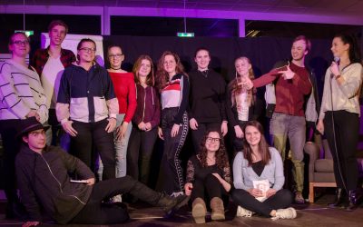 Poetry Slam mit Verlängerung und Elfmeterschießen: Sieger konnte erst nach spannendem Duell der Finalisten gekürt werden