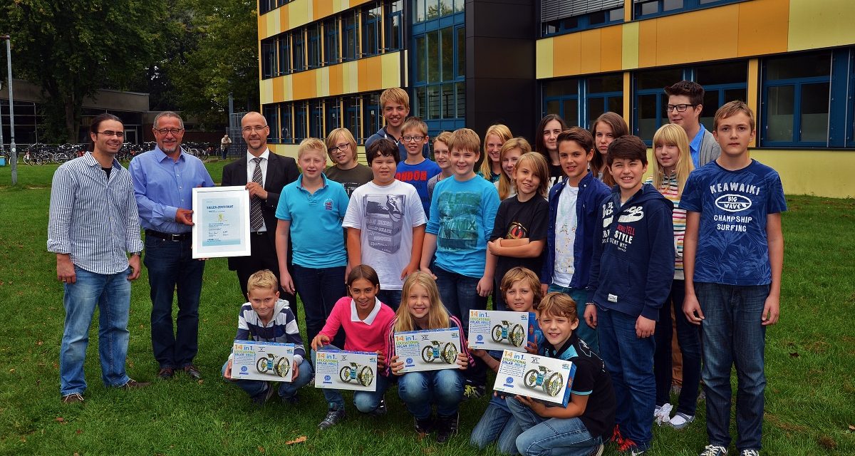 Das Gymnasium Voerde ist Sieger im RWE Schulwettbewerb “Energie mit Köpfchen”